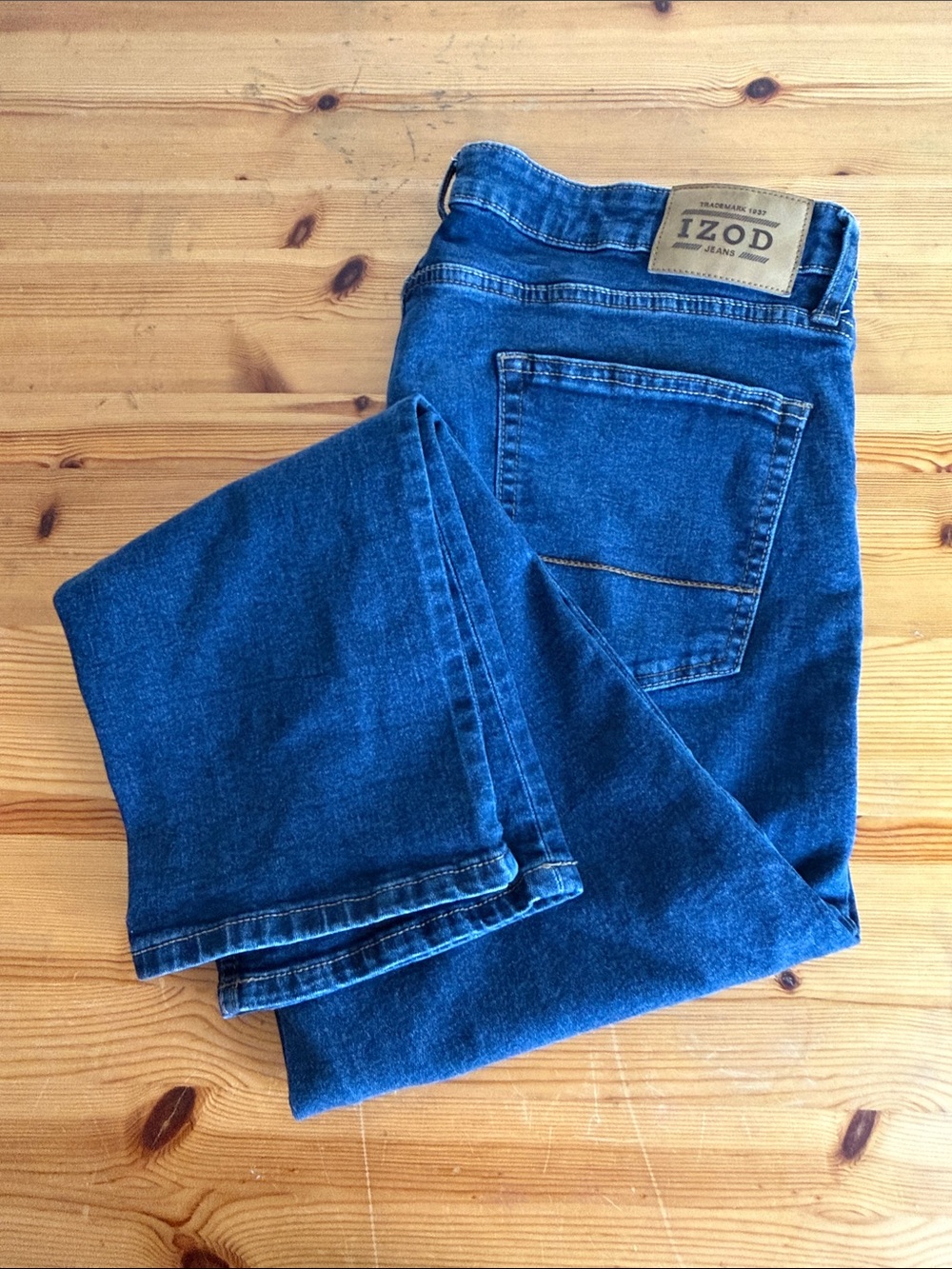 Izod Men's Straight Jeans in Deep Blue Denim